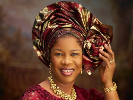 Okowa Celebrates Wife, Edith, On Her 65th Birthday>
                        <span class=
